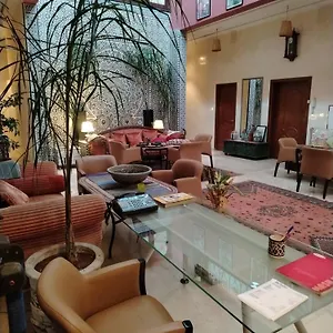 riad-passiflora.hotelfesmorocco.com/