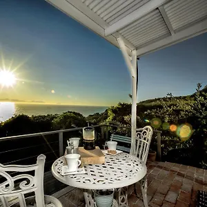 rocklands-seaside-bed-and-breakfast.hotels-capetown.com/